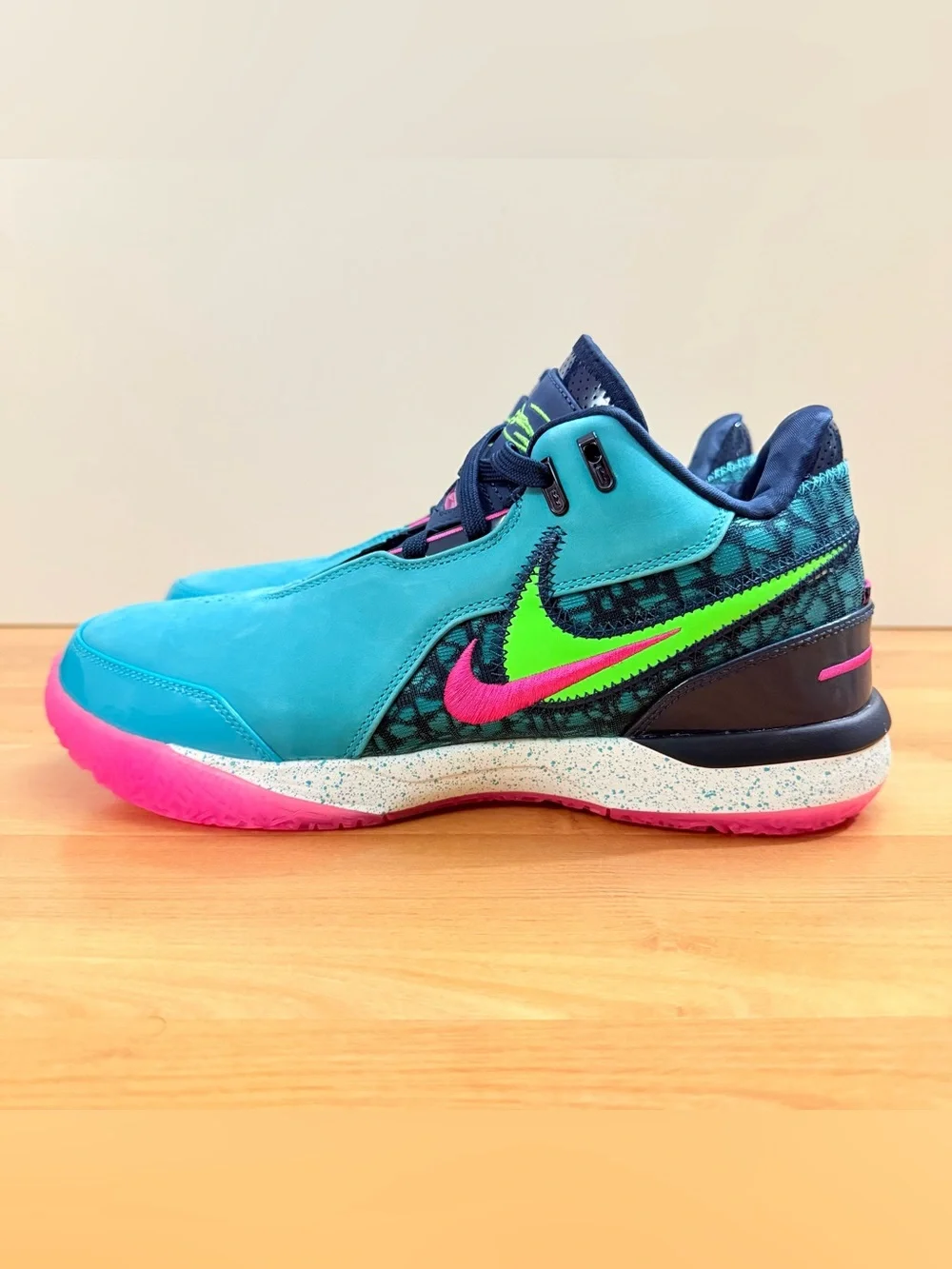 Nike Zoom LeBron NXXT Gen AMPD Shoes South Beach Men’s Size 9.5 New No Box